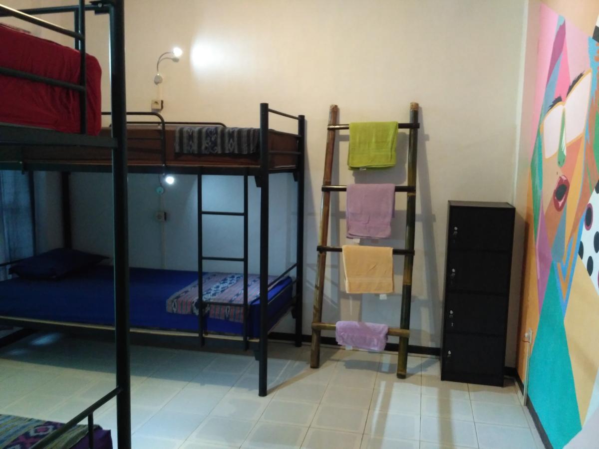 Hati Hati Hostel Yogyakarta Luaran gambar