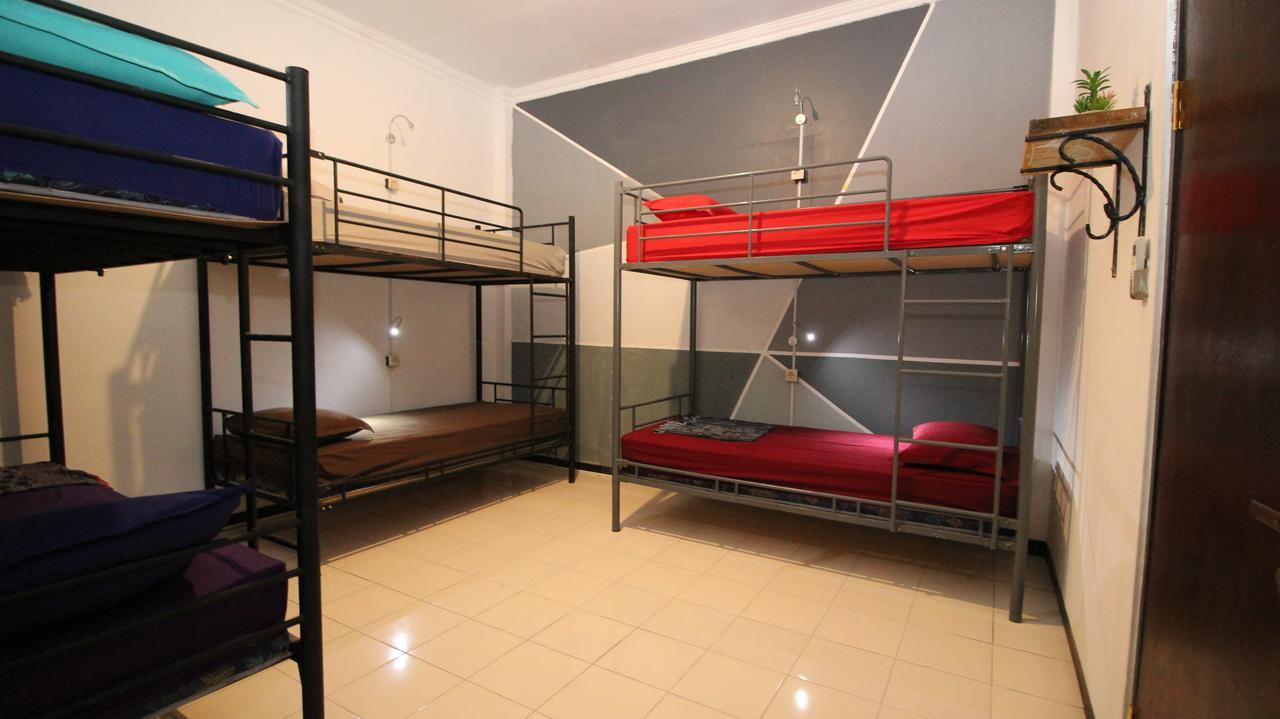 Hati Hati Hostel Yogyakarta Luaran gambar