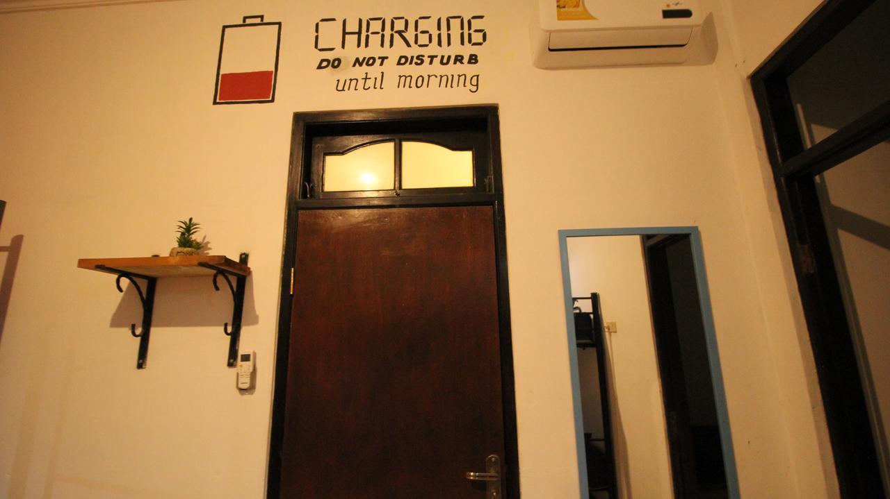 Hati Hati Hostel Yogyakarta Luaran gambar