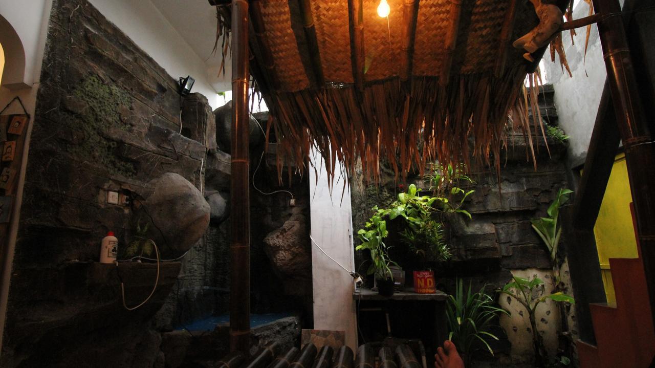 Hati Hati Hostel Yogyakarta Luaran gambar